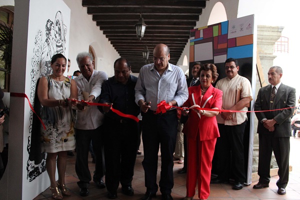 En el Día Mundial del Arte, Villacaña inaugura muestra pictórica del artista Modesto Reyes López